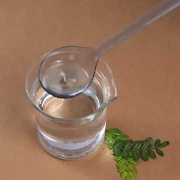 Grease Moisturizer White Mineral Oil 10# 26# Raw Material for Skin Care and Cosmetics Mineral Oil Cosmetic Grade CAS 8042-47-5